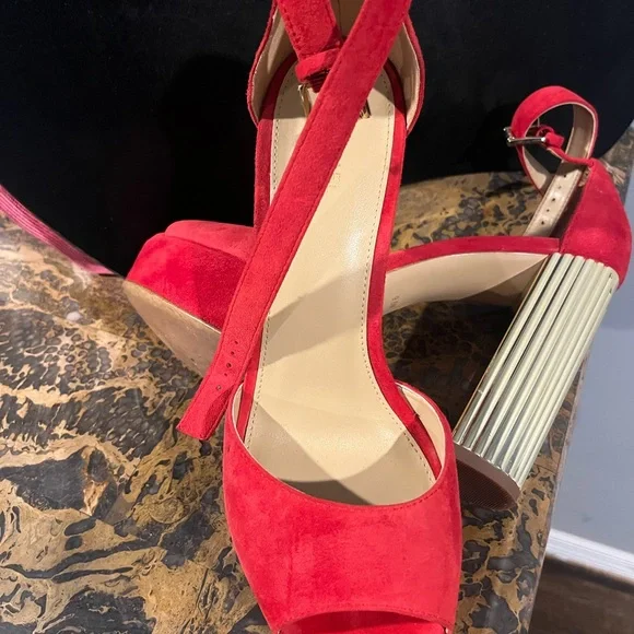 Michael Kors Red Women's Heels - Picture 15 of 15